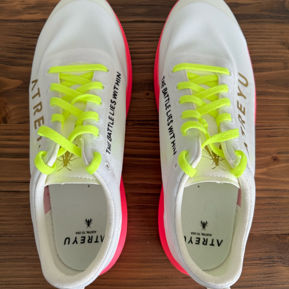Atreyu The Base Model - V1 Pink/White/Volt